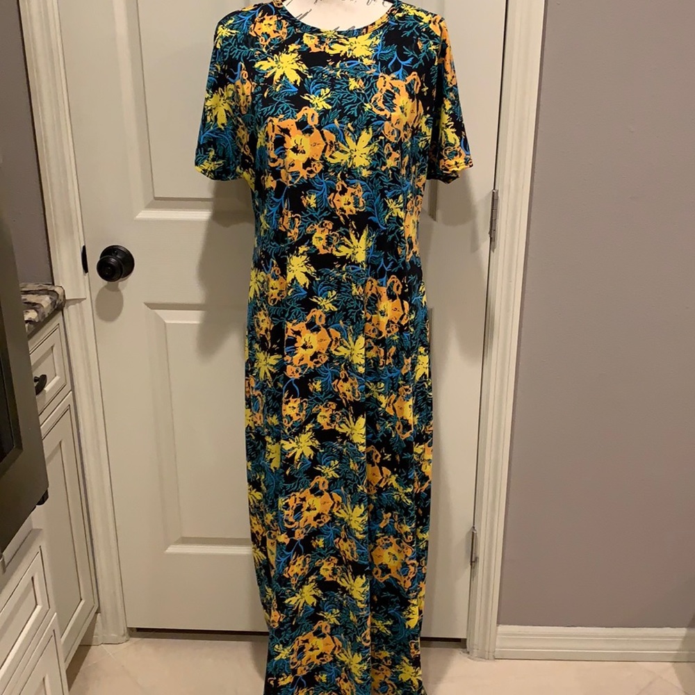 EUC LuLaRoe Maria Maxi Dress